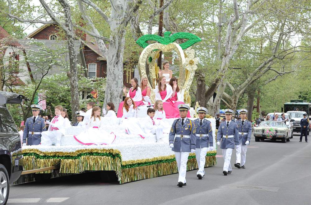 Shenandoahappleblossomfestival 5c33bff246e0fbc9 That Food And Travel Guy